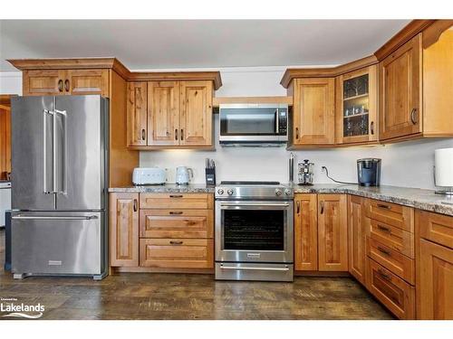 89 Mclennan Lane, Parry Sound, ON - Indoor Photo Showing Kitchen