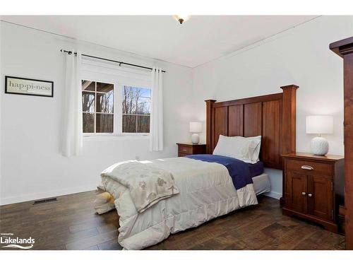 89 Mclennan Lane, Parry Sound, ON - Indoor Photo Showing Bedroom