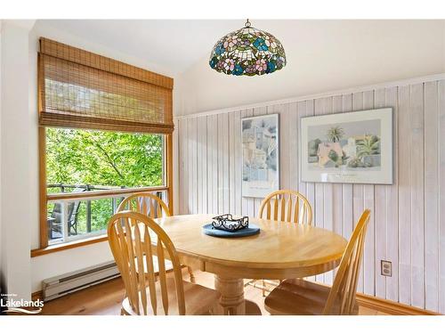 199A Sugar Lake Road, Seguin, ON - Indoor Photo Showing Dining Room