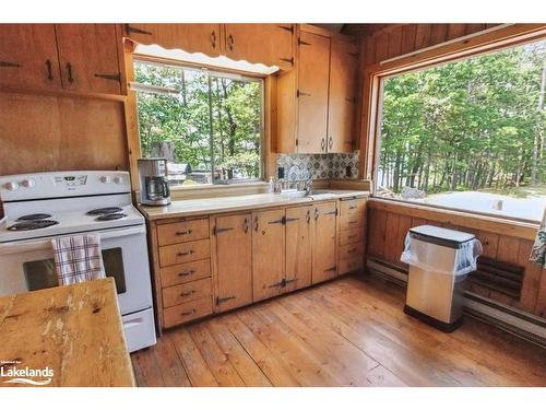 1 Brill'S Island, Nipissing Twp, ON - Indoor Photo Showing Kitchen