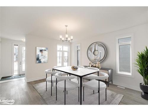 3 Rosanne Circle, Wasaga Beach, ON - Indoor Photo Showing Dining Room