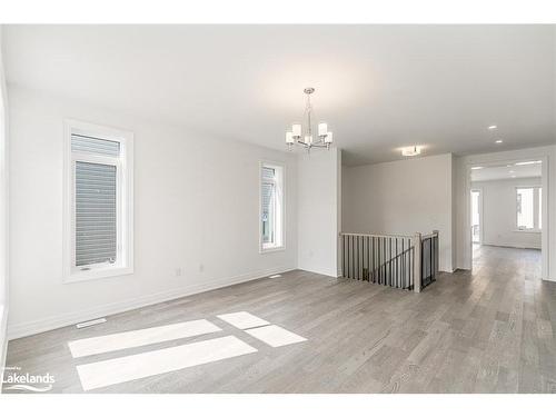 3 Rosanne Circle, Wasaga Beach, ON - Indoor Photo Showing Other Room