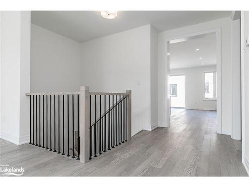 3 Rosanne Circle, Wasaga Beach, ON - Indoor Photo Showing Other Room