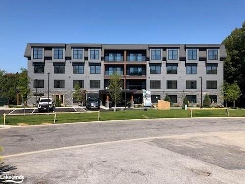 301-200 Anglo Street, Bracebridge, ON - Outdoor With Facade