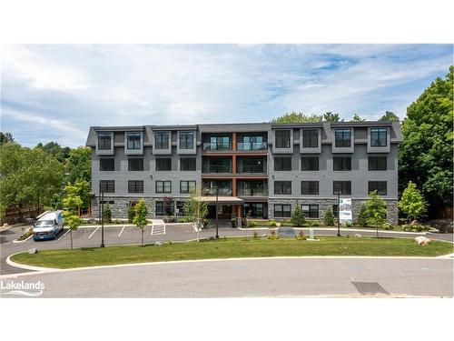 304-200 Anglo Street, Bracebridge, ON - Outdoor With Facade