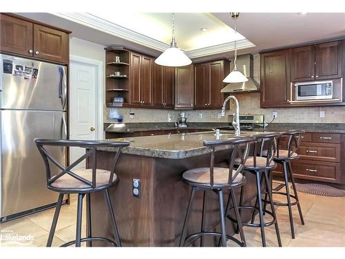 16 Wasaga Sands Drive, Wasaga Beach, ON - Indoor Photo Showing Kitchen With Stainless Steel Kitchen