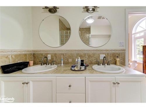 28 Bridlewood Crescent, Wasaga Beach, ON - Indoor Photo Showing Bathroom