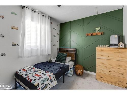 20 Bridle Road, Penetanguishene, ON - Indoor Photo Showing Bedroom