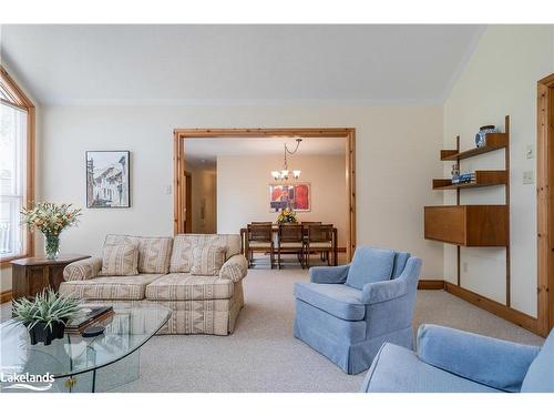 11 Wickens Lane, Thornbury, ON - Indoor Photo Showing Living Room