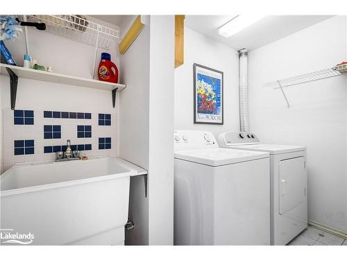 11 Wickens Lane, Thornbury, ON - Indoor Photo Showing Laundry Room