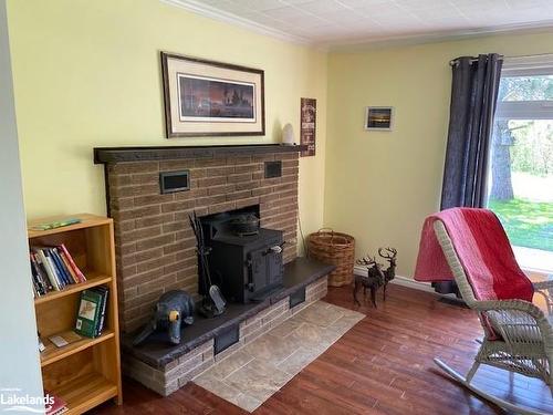 27 John Street, Burk'S Falls, ON - Indoor With Fireplace