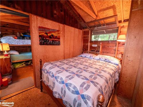 15548 Georgian Bay Shore, Georgian Bay, ON - Indoor Photo Showing Bedroom