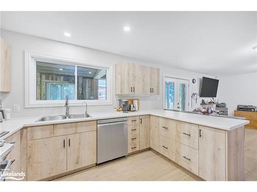 797176 East Back Line, Holland Centre, ON - Indoor Photo Showing Kitchen With Double Sink