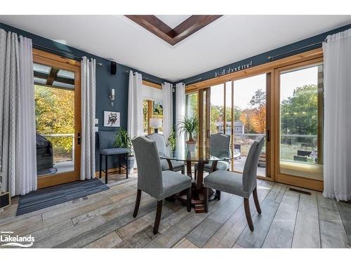 15 Rue De Parc, Tiny Twp, ON - Indoor Photo Showing Dining Room