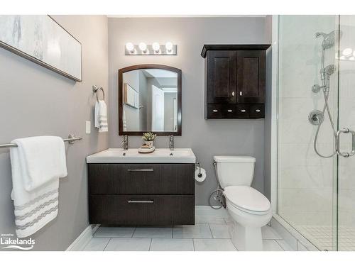 406-44 Ferndale Drive S, Barrie, ON - Indoor Photo Showing Bathroom