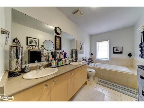 10 Mair Mills Drive, Collingwood, ON - Indoor Photo Showing Bathroom