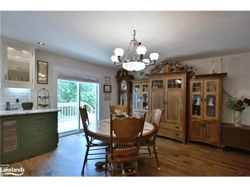 47 Woodland Drive, Wasaga Beach, ON - Indoor Photo Showing Dining Room