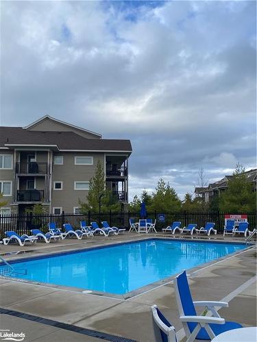 202-2 Anchorage Crescent, Collingwood, ON - Outdoor With In Ground Pool