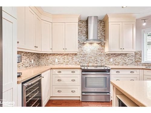 123 Grand Cypress Lane, The Blue Mountains, ON - Indoor Photo Showing Kitchen With Upgraded Kitchen