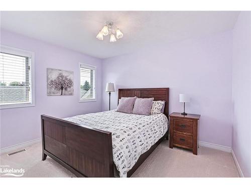 123 Grand Cypress Lane, The Blue Mountains, ON - Indoor Photo Showing Bedroom