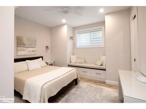 163 Alta Road, The Blue Mountains, ON - Indoor Photo Showing Bedroom