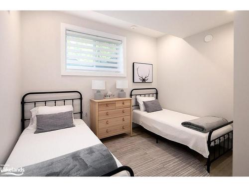 163 Alta Road, The Blue Mountains, ON - Indoor Photo Showing Bedroom