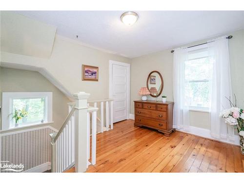 19 Fox Street, Penetanguishene, ON - Indoor Photo Showing Other Room