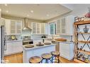 22 10Th Street S Street, Wasaga Beach, ON  - Indoor Photo Showing Kitchen 