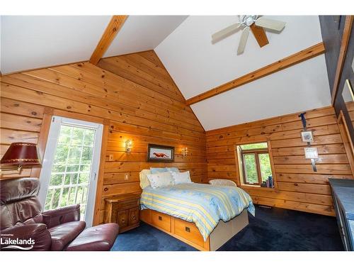 304399 South Line, Priceville, ON - Indoor Photo Showing Bedroom