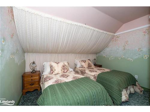 304399 South Line, Priceville, ON - Indoor Photo Showing Bedroom