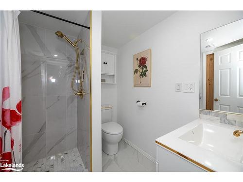 304399 South Line, Priceville, ON - Indoor Photo Showing Bathroom