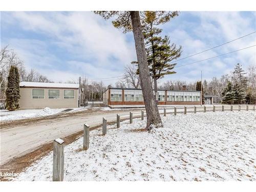 3267 Mosley Street, Wasaga Beach, ON 