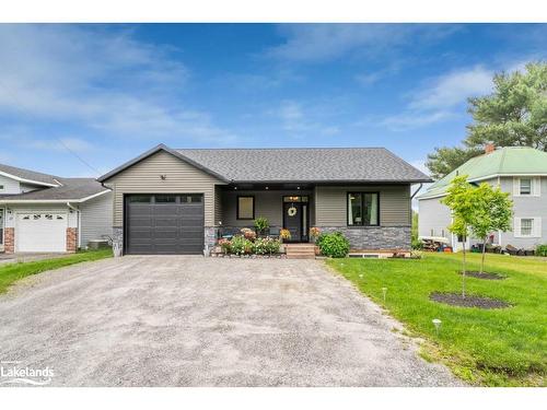 15 Cairns Crescent, Huntsville, ON - Outdoor With Facade