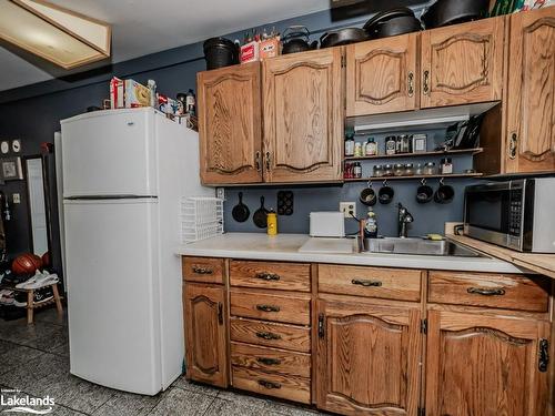 120 David Street, Gravenhurst, ON - Indoor Photo Showing Kitchen