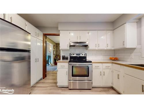 3 Oak Street, Bancroft, ON - Indoor Photo Showing Kitchen