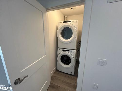 507-4 Kimberly Lane, Collingwood, ON - Indoor Photo Showing Laundry Room