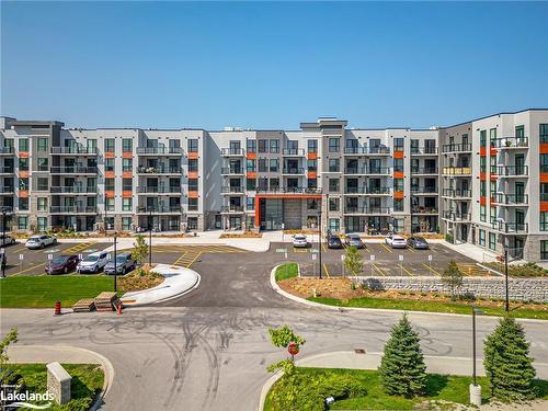 507-4 Kimberly Lane, Collingwood, ON - Outdoor With Facade