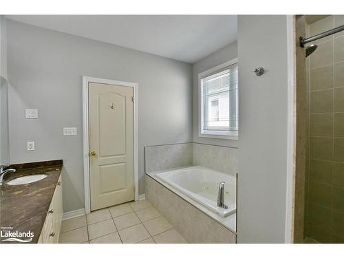 66 White Sands Way, Wasaga Beach, ON - Indoor Photo Showing Bathroom