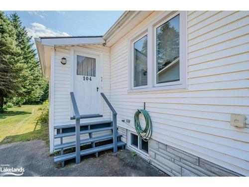 104 Ann Street, Bracebridge, ON - Outdoor