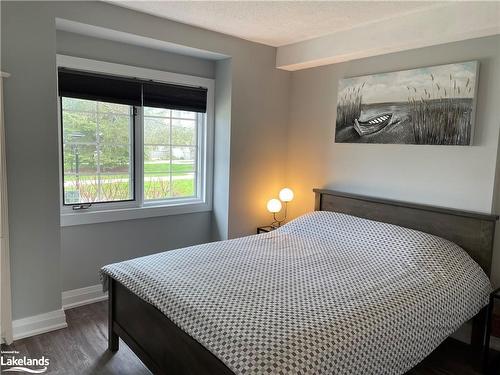 37-162 Settlers Way, The Blue Mountains, ON - Indoor Photo Showing Bedroom