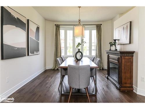 42 Hughes Street, Collingwood, ON - Indoor Photo Showing Dining Room