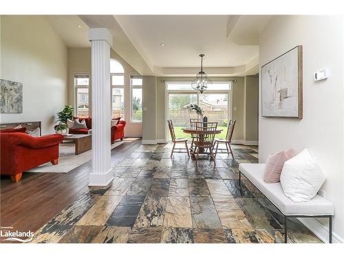 42 Hughes Street, Collingwood, ON - Indoor Photo Showing Living Room