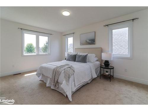 42 Hughes Street, Collingwood, ON - Indoor Photo Showing Bedroom