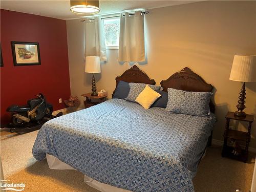 10 Patton Street, Collingwood, ON - Indoor Photo Showing Bedroom