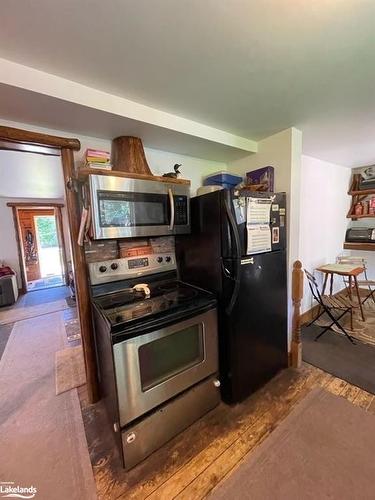 91 King Road, Tay, ON - Indoor Photo Showing Kitchen