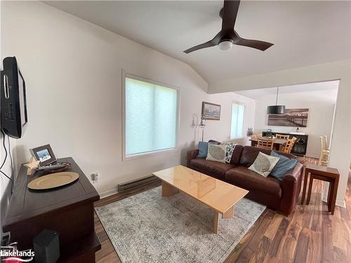 828473 40 Grey Road, The Blue Mountains, ON - Indoor Photo Showing Living Room