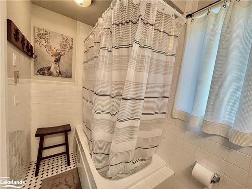 828473 40 Grey Road, The Blue Mountains, ON - Indoor Photo Showing Bathroom