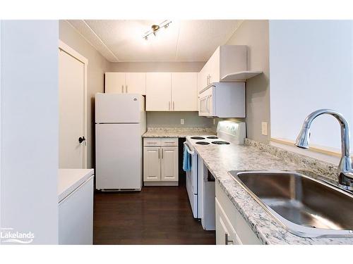 26-17 Dawson Drive, Collingwood, ON - Indoor Photo Showing Kitchen