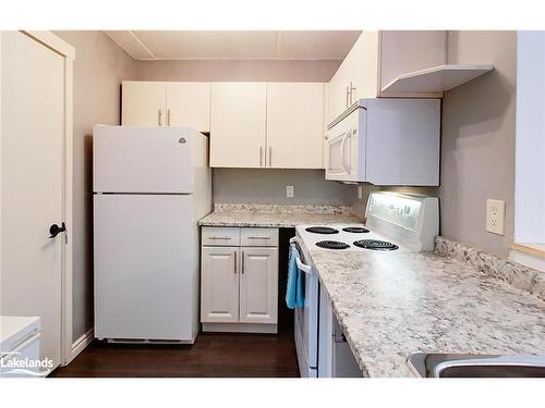 26-17 Dawson Drive, Collingwood, ON - Indoor Photo Showing Kitchen