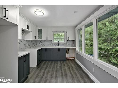 208550 26 Highway, The Blue Mountains, ON - Indoor Photo Showing Kitchen